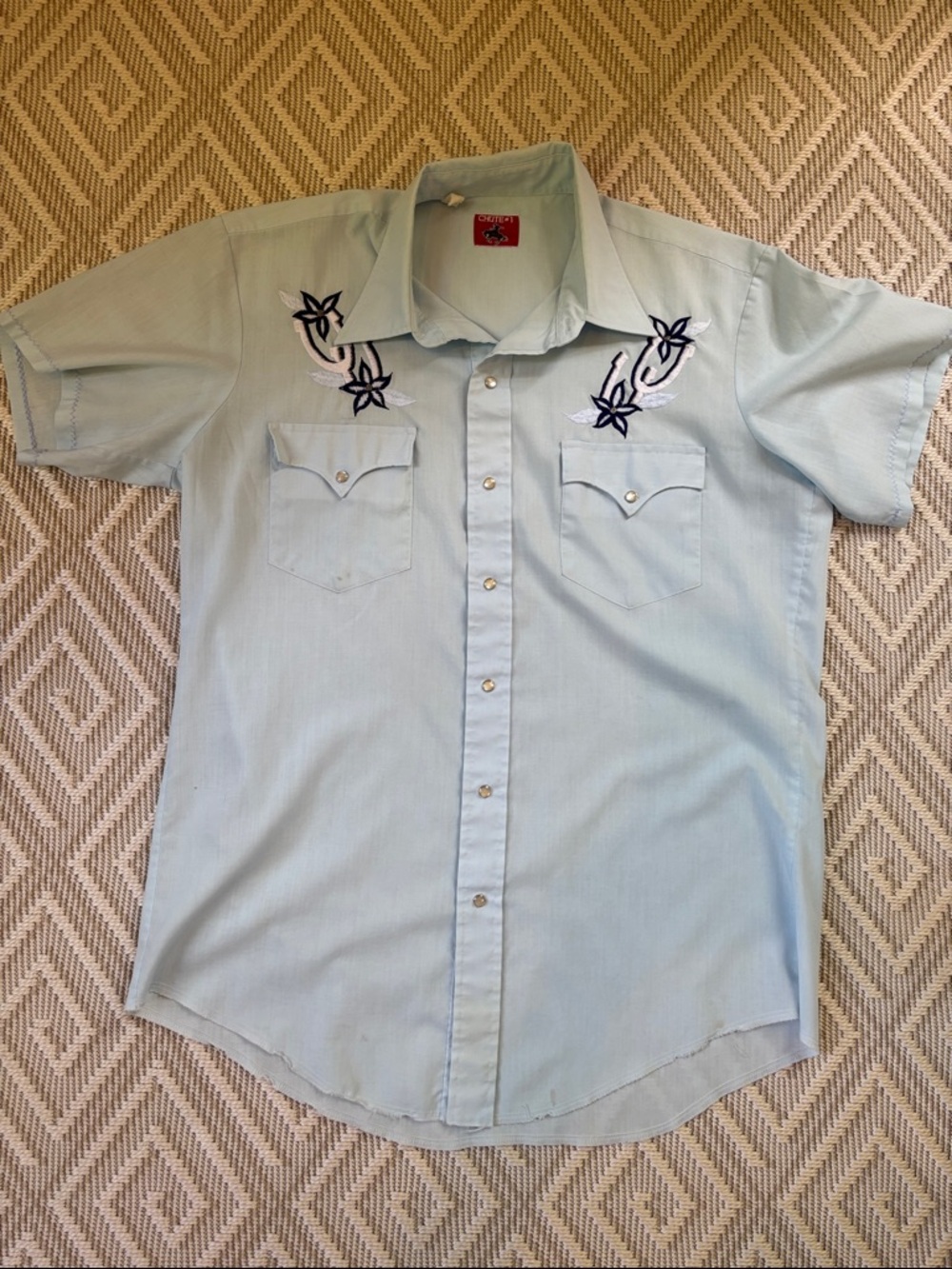 Chute#1 Vintage Light Blue Embroidered Western-Style Men's Button-Down Shirt - Picture 2 of 10